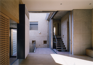 MAKI HOUSE04.jpg